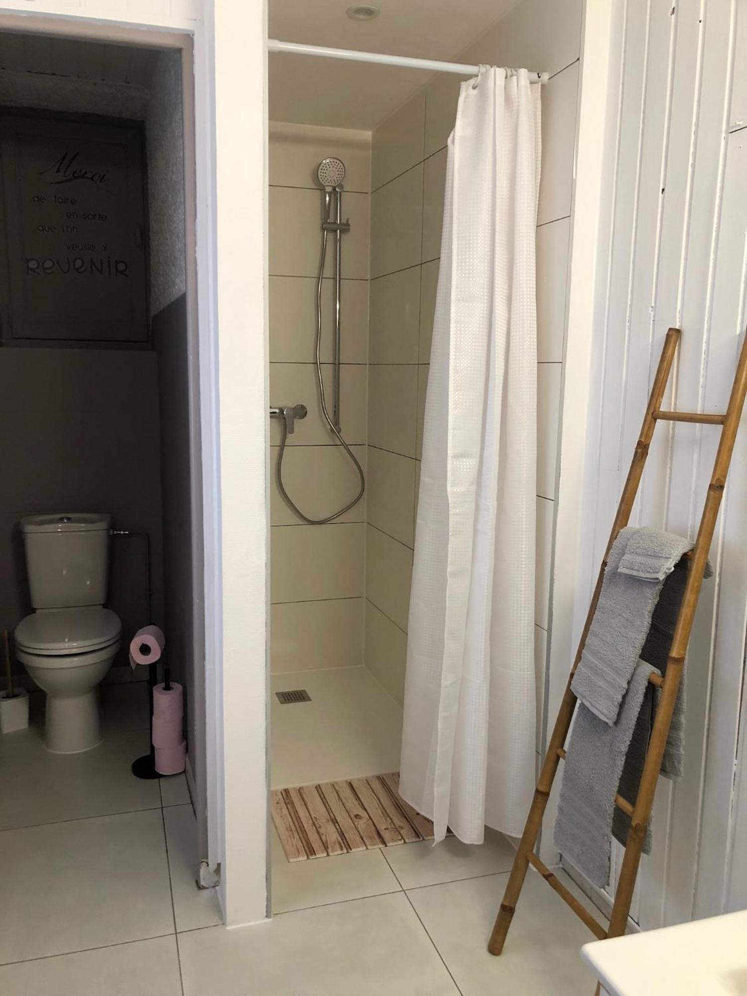 Aux Berges Du Doubs Bed & Breakfast Ougney-Douvot Екстериор снимка